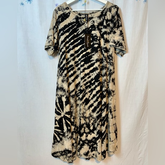 STUNNING TIE-DYE Dress NWT by Sacred Threads - One Size - TAN BLACK - Picture 14 of 14